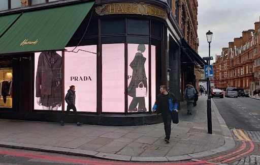 schermi led per vetrine